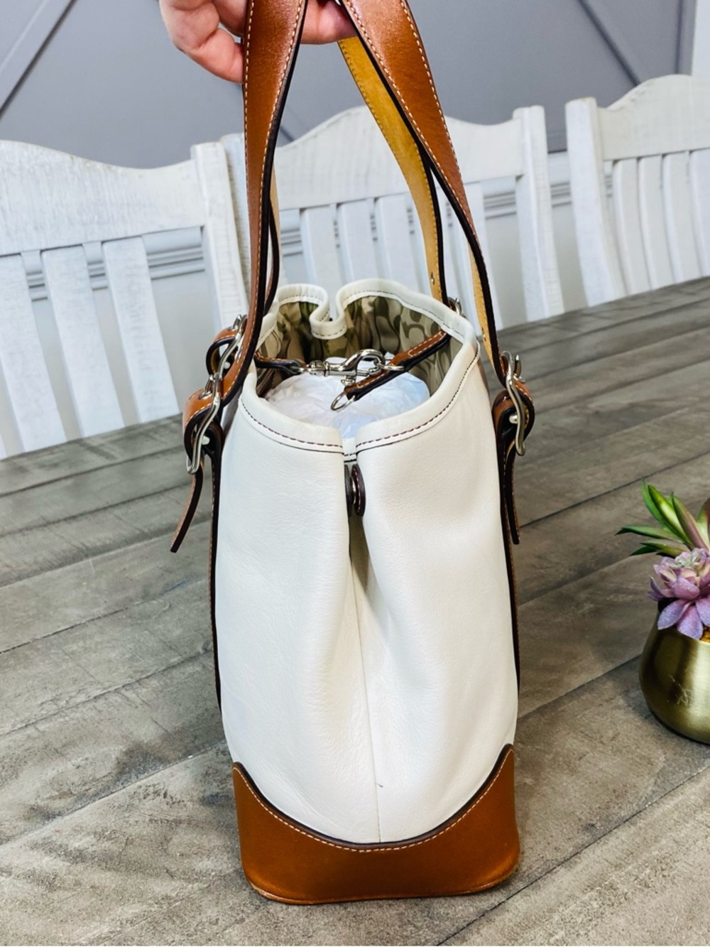 COACH Hamptons Leather Bicolor Tote Bag White Brown Authentic Vintage - Picture 4 of 13